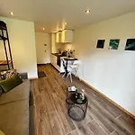 Apartment Chez Naomi - Mirjam Châtel