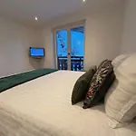 Apartment Chez Naomi - Mirjam Châtel