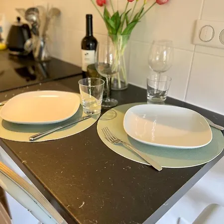 Chez Naomi - Mirjam شقة
